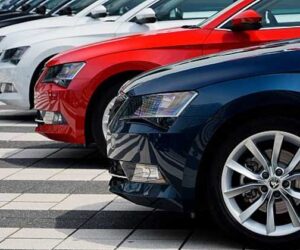 Cat Mobil Tetap Mengkilap